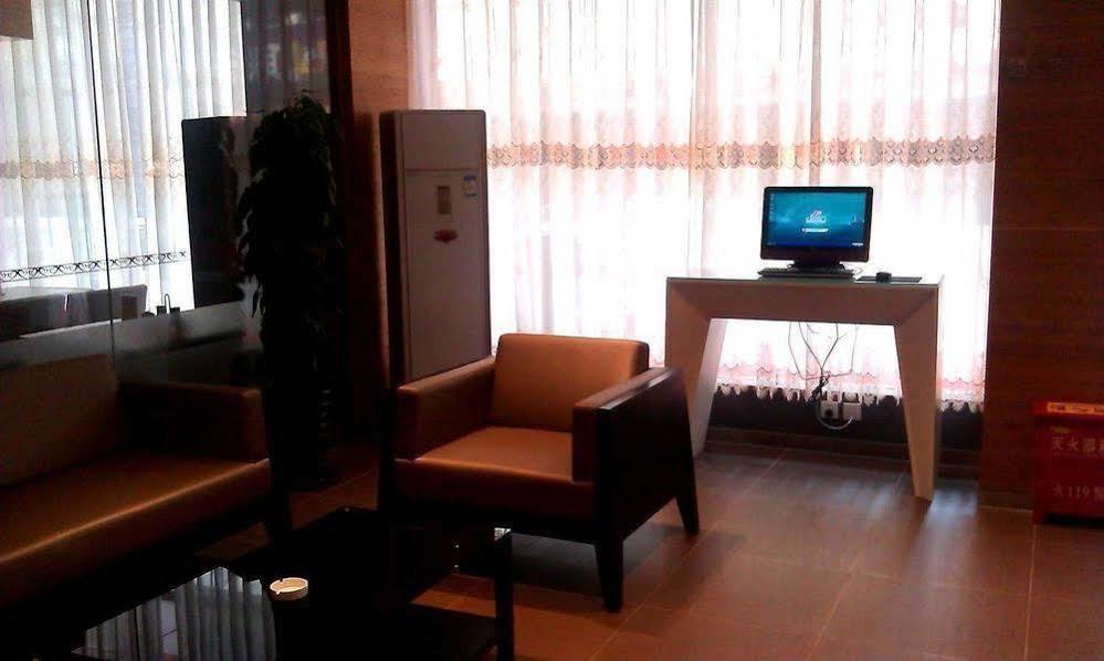 Jinjiang Inn Meizhou Binfang Avenue Buitenkant foto